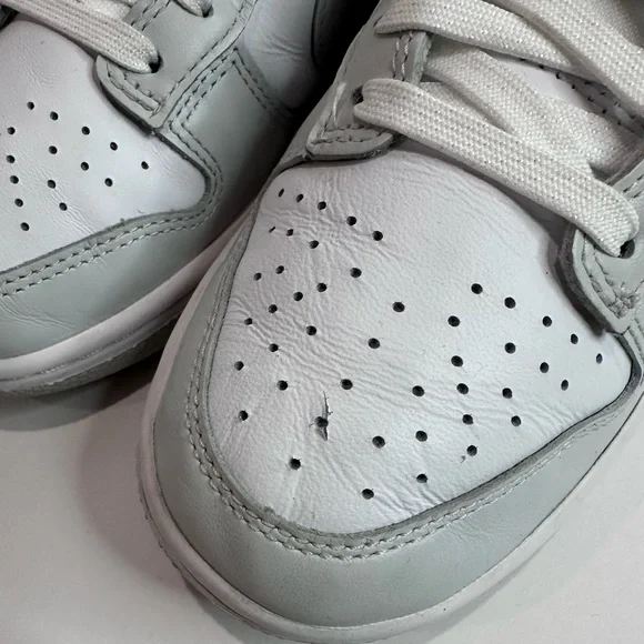 Nike women’s White and Gray Sneakers - Picture 3 of 6